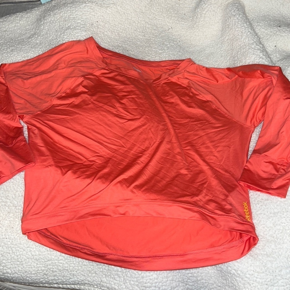 REEBOK long sleeve shirt